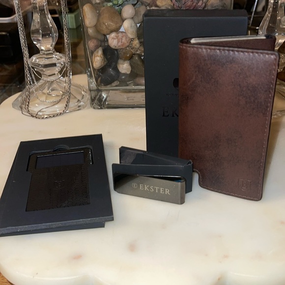Ekster Parliament Classic Brown Card Wallet, Cash Clip & Tracker Card - Picture 1 of 4